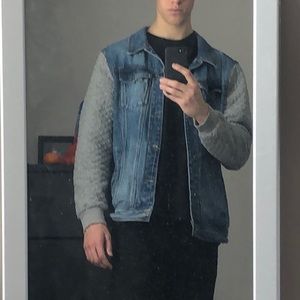 XL/Mex 42 jean jacket. Pull and Bear